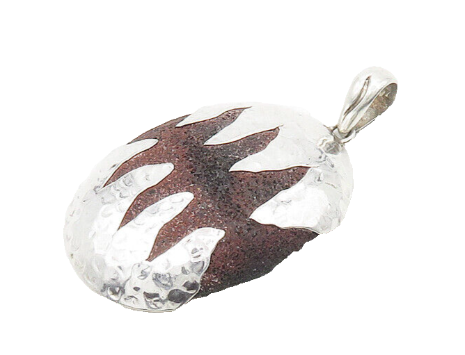925 Sterling Silver  Vintage Dark Stone Shiny Hammered Detail Pendant  PT14376