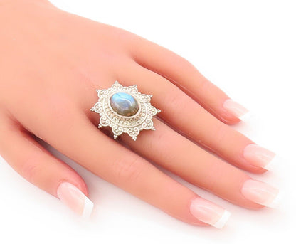 925 Sterling Silver Vintage Ring Swirly Carved Cabochon Labradorite Sz 8 RG28429