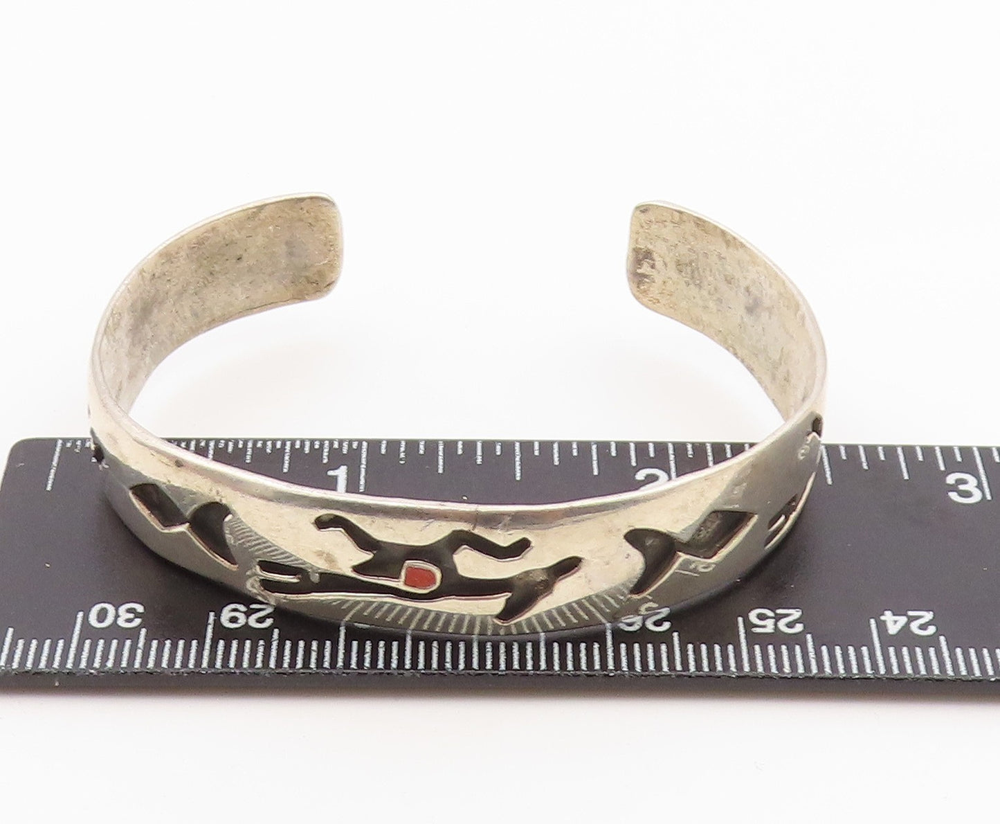 925 Sterling Silver Vintage Bracelet SOUTHWESTERN Antelope Motif Cuff  BT12144
