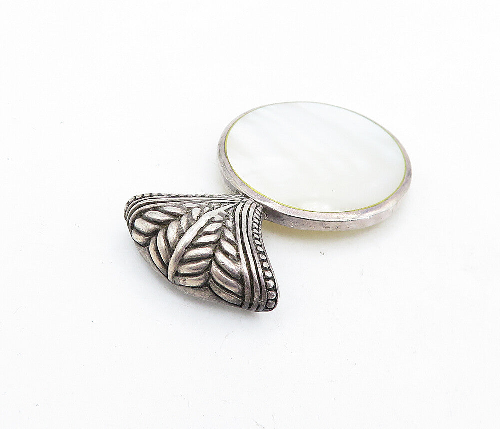 925 Sterling Silver  Vintage Mother Of Pearl Round Wheat Detail Pendant PT3988