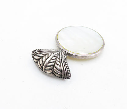 925 Sterling Silver  Vintage Mother Of Pearl Round Wheat Detail Pendant PT3988