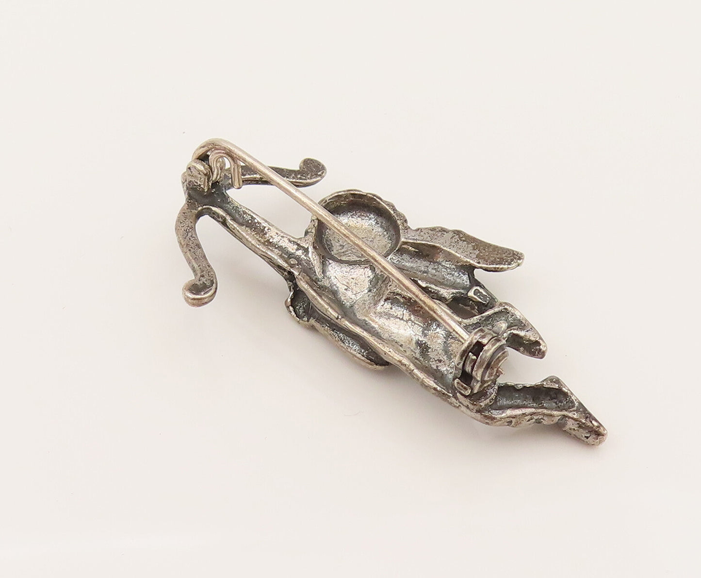 925 Sterling Silver Vintage Flying Cupid Angel Bow & Arrow Brooch Pin  BP10205