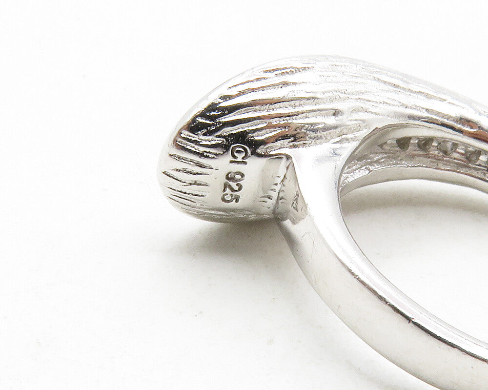 925 Sterling Silver  Petite White Topaz Shiny Textured Band Ring Sz 6  RG12737