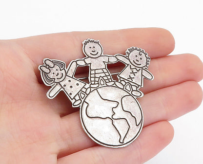 E.F.S. MEXICO 925 Sterling Silver Vintage Children World Unity Brooch Pin BP1843