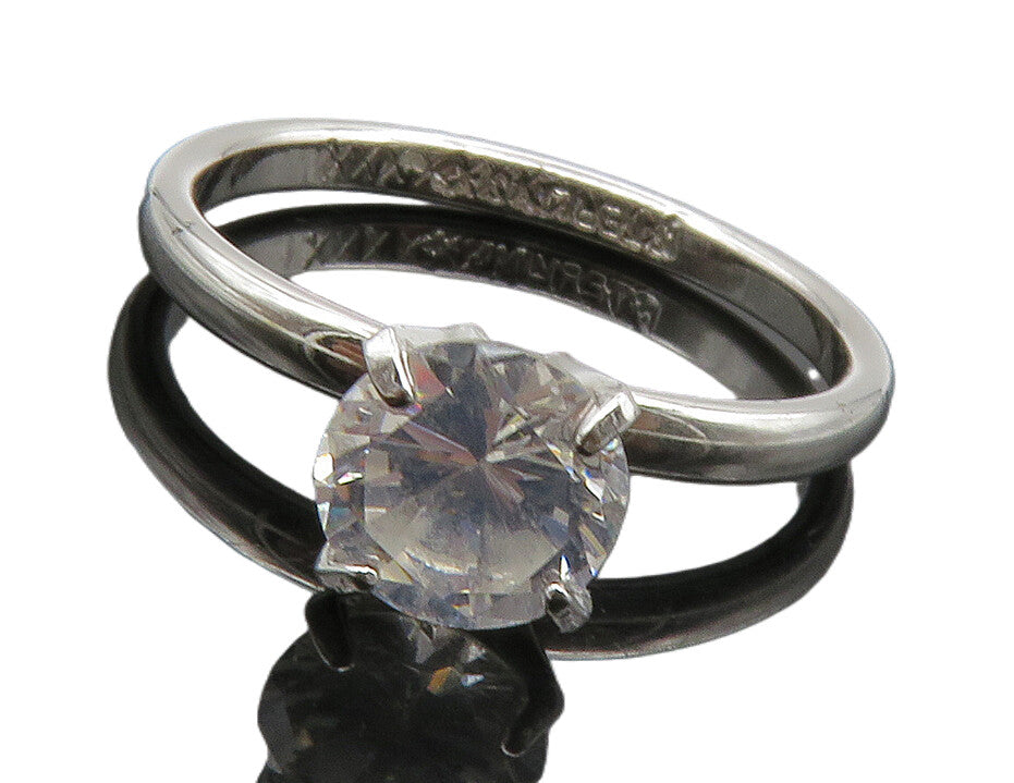 925 Sterling Silver  Prong Set Cubic Zirconia Solitaire Ring Sz 7  RG13655