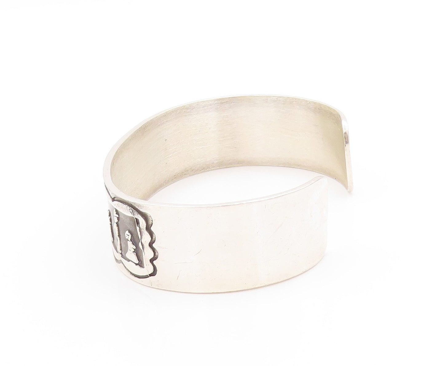 925 Sterling Silver Vintage Bracelet Country Life People Carved Cuff BT11223