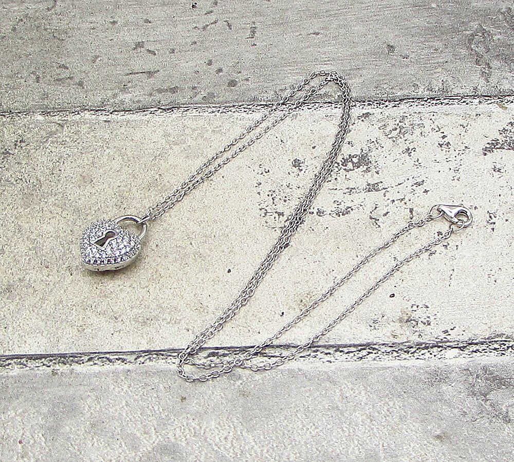 925 Sterling Silver  White Cubic Zirconia Love Heart Pendant & Chain  PT1466