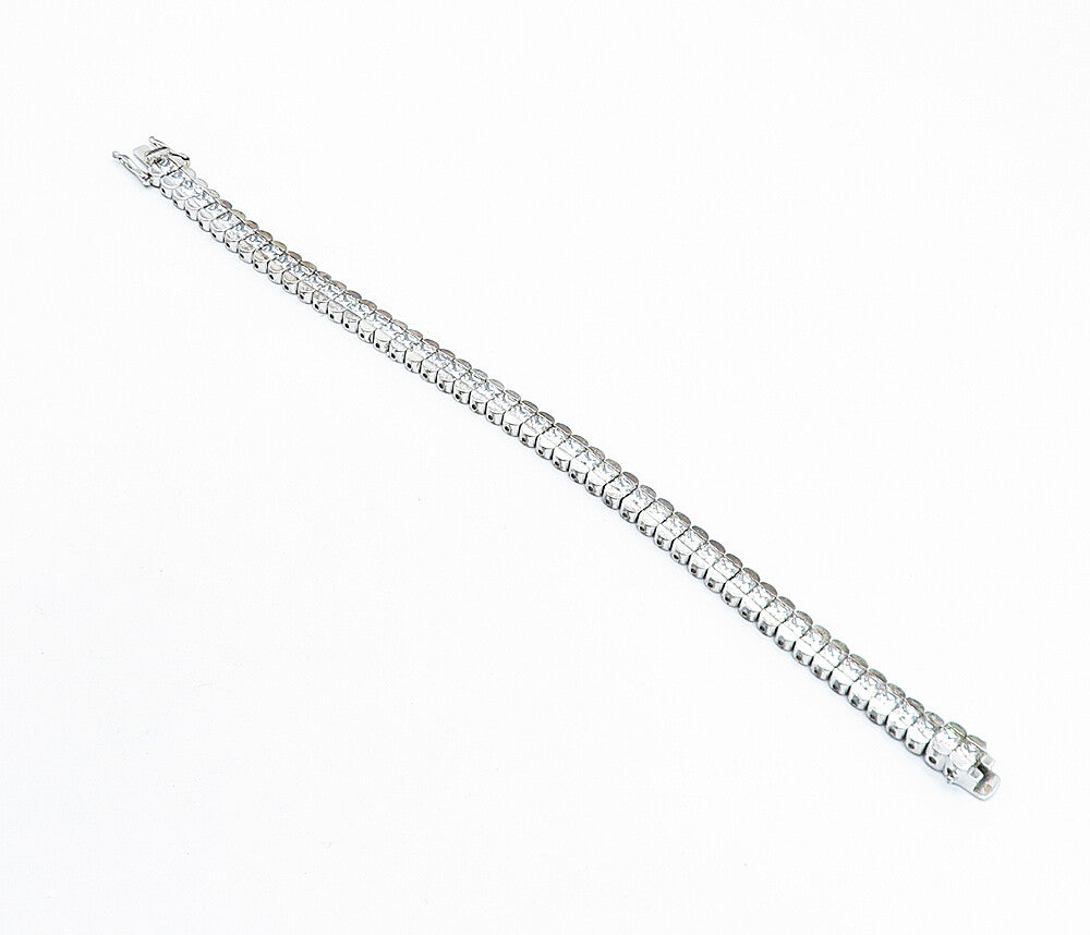 KOREA 925 Sterling Silver  Sparkling Cubic Zirconia Tennis Bracelet  BT2180