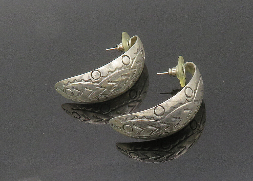 MEXICO 925 Sterling Silver  Vintage Etched Arrow Detail Drop Earrings  EG10025