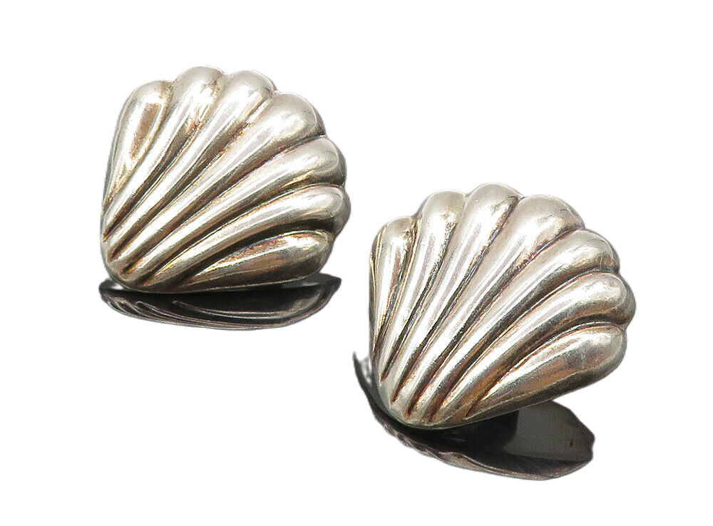 MEXICO 925 Sterling Silver  Vintage Shiny Scalloped Non Pierce Earrings EG4851