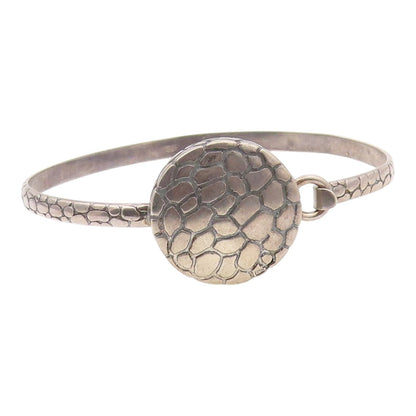 925 Sterling Silver  Vintage Cobbled Pattern Hook Bangle Bracelet  BT9179