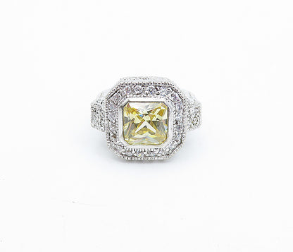 925 Sterling Silver  Yellow & White Cubic Zirconia Cocktail Ring Sz 4.5 RG4351