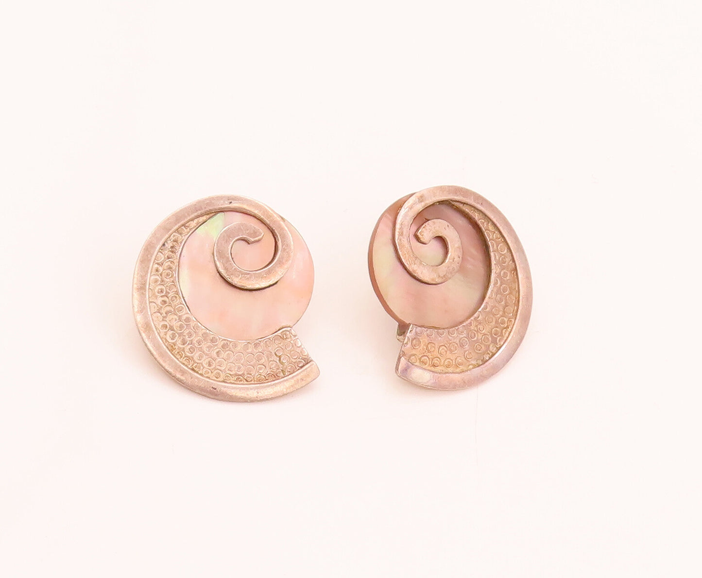 ZEALANDIA 925 Sterling Silver  Vintage Spiral Mother Of Pearl Earrings EG12478