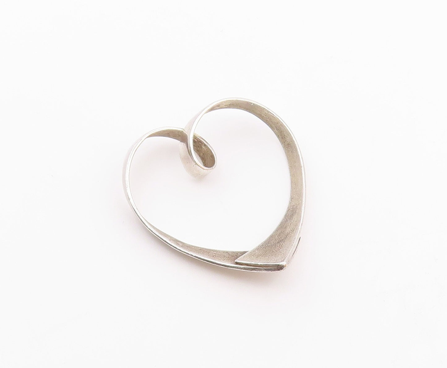 925 Sterling Silver  Vintage Open Love Heart Ribbon Smooth Pendant  PT18966