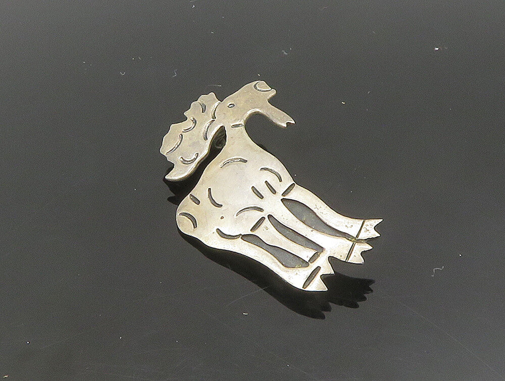 925 Sterling Silver  Vintage Moose Etched Detail Animal Brooch Pin  BP9289