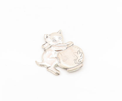 925 Sterling Silver Vintage Brooch Etched Kitten Hugging Fishbowl Pin  BP12111