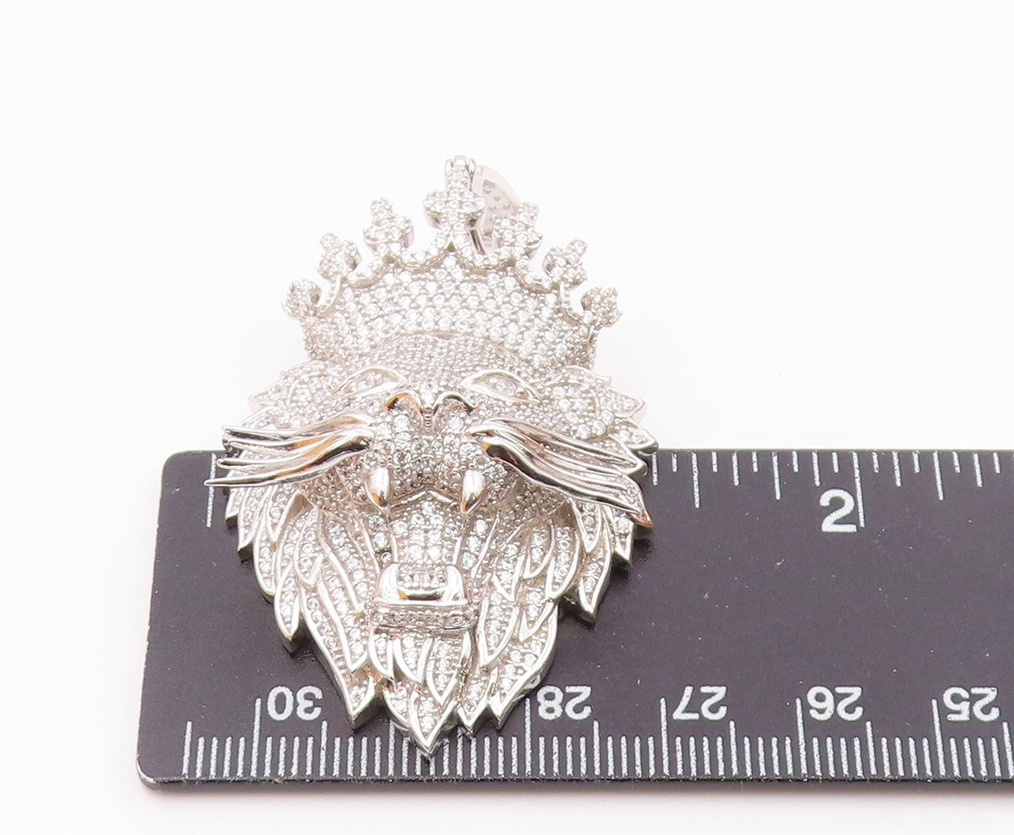 925 Silver  Vintage Carved Roaring Jungle King Lion Inlay CZ Pendant  PT22361