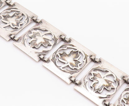 925 Sterling Silver Vintage Bracelet Cutout Maple Leaf Panel Band  BT11268