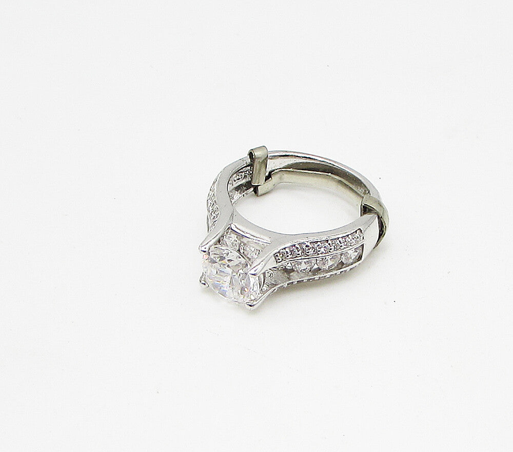 925 Sterling Silver  Faceted White Cubic Zirconia Band Ring Sz 6  RG3250