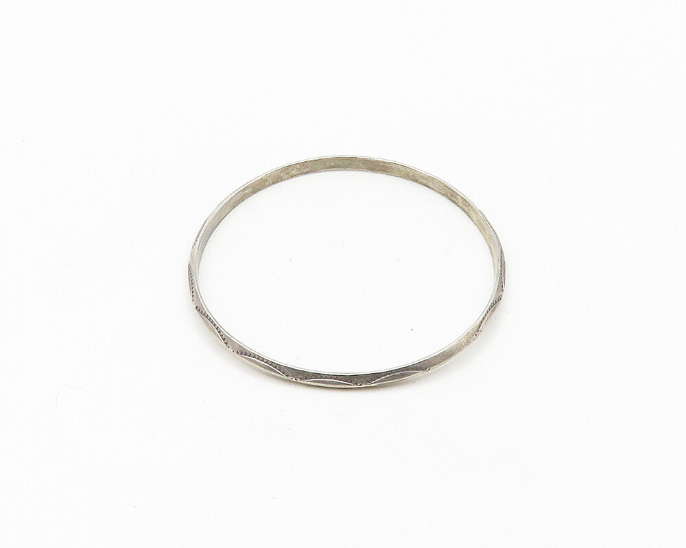 NAVAJO 925 Sterling Silver  Vintage Etched Pattern Bangle Bracelet  BT7803