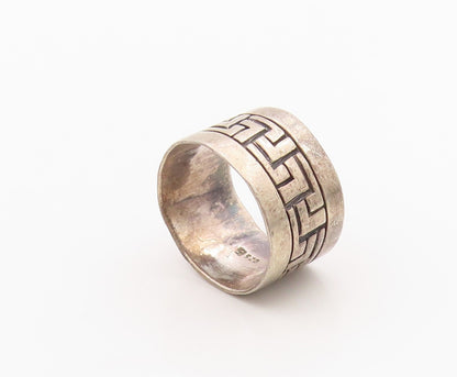 925 Sterling Silver Vintage Ring Etched Geometric Pattern Band  Sz 7.5  RG36304