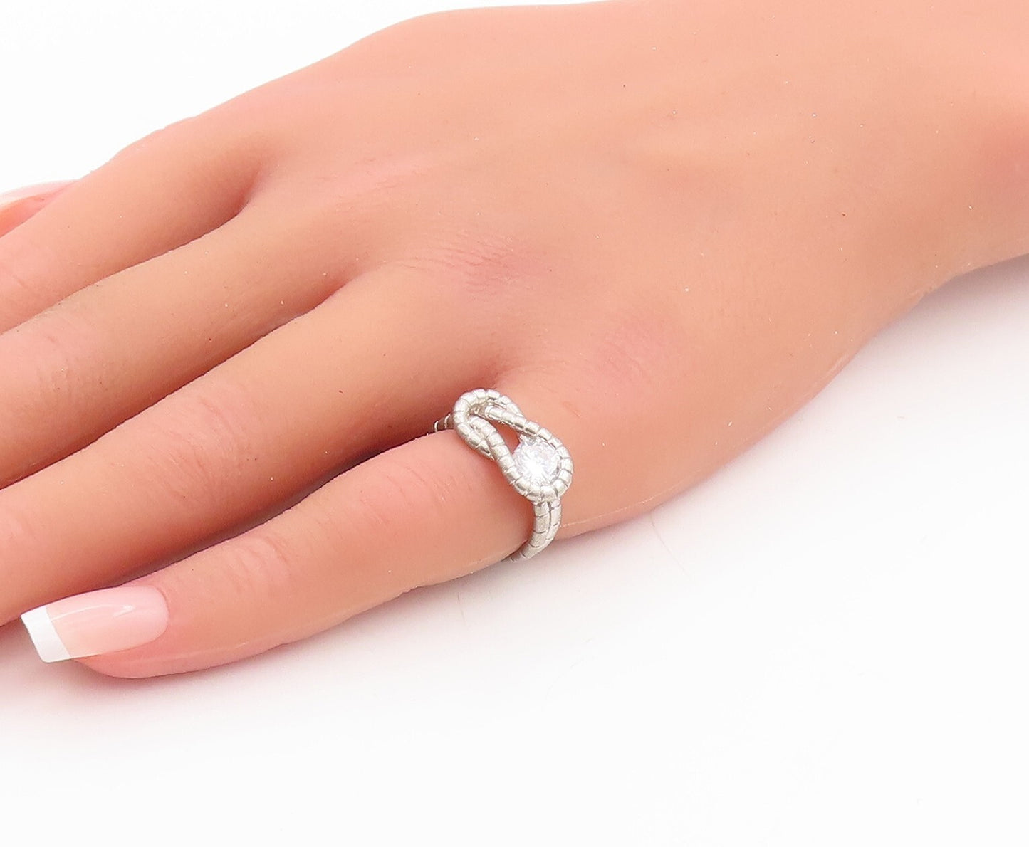 925 Sterling Silver Vintage Ring Loop Knot Round CZ Beaded  Sz 5  RG29107