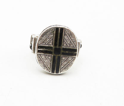 PB 925 Sterling Silver Vintage Black Onyx Cross Etched Band Ring Sz 8 RG8893