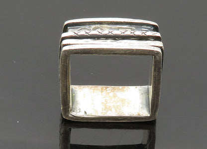 925 Sterling Silver  Vintage Dark Tone Swirl Square Band Ring Sz 7  RG20550