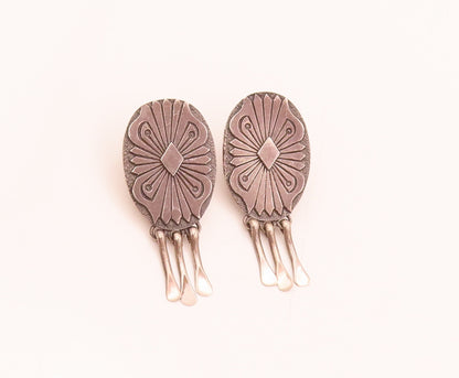 925 Silver  Vintage Artisan Central Flower Engraved & Drops Earrings  EG12409