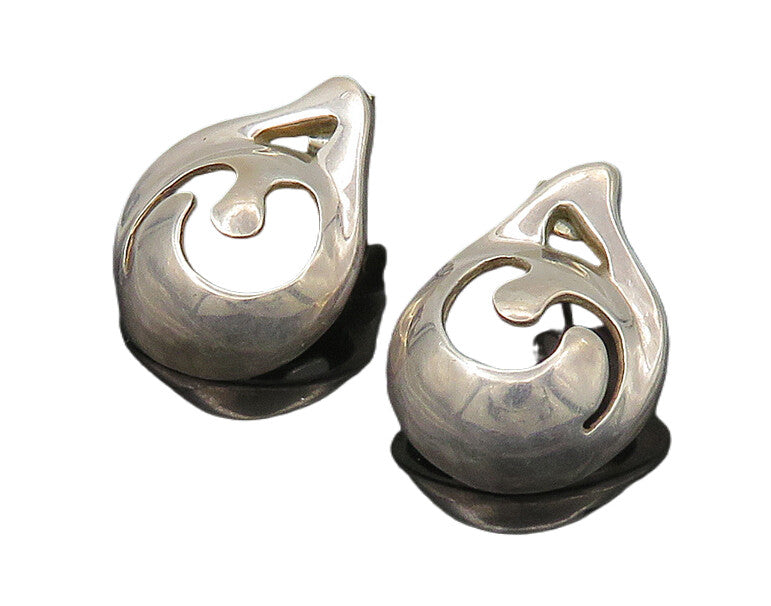 ISRAEL 925 Sterling Silver  Vintage Shiny Cutout Design Drop Earrings  EG11159