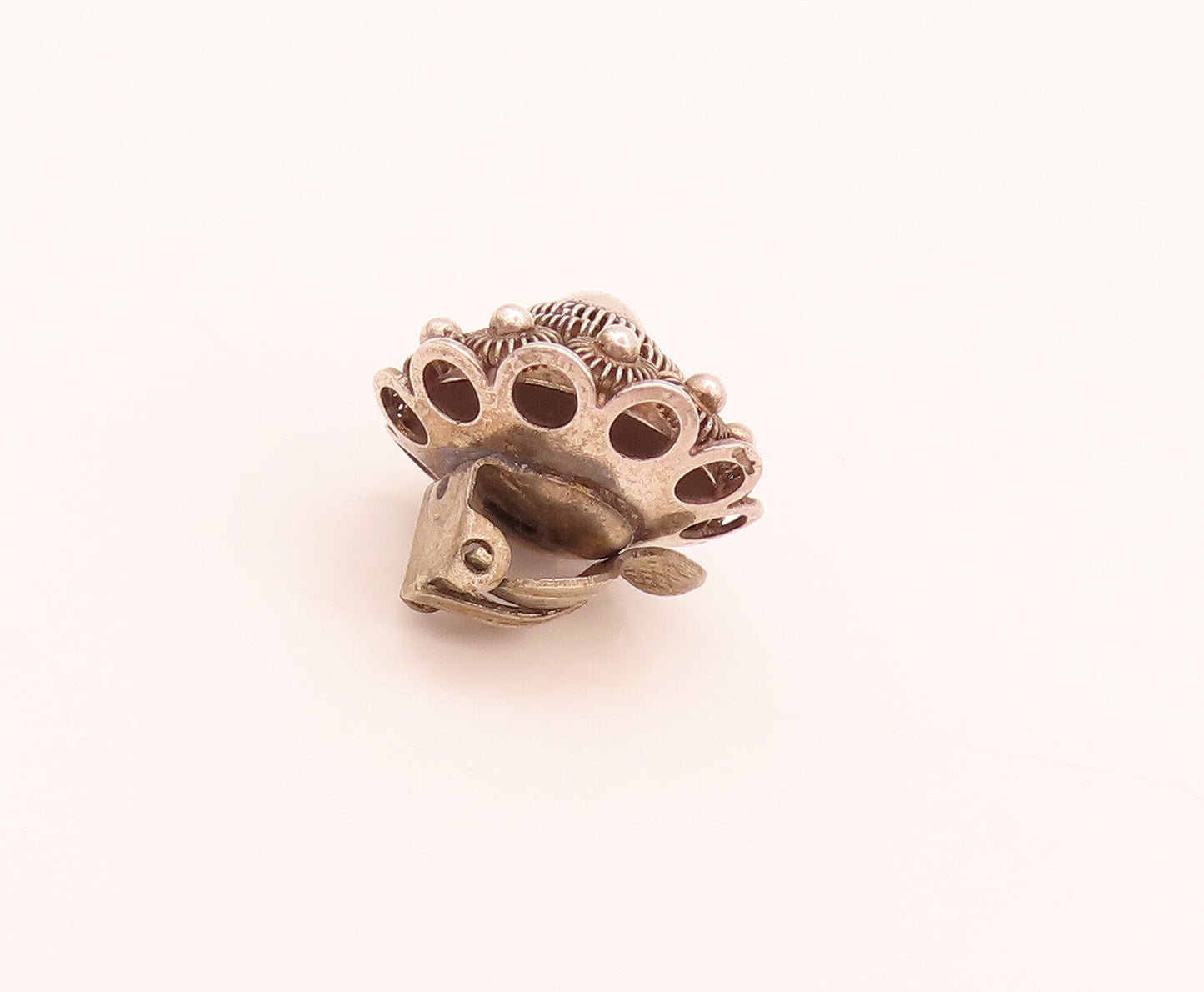 925 Sterling Silver  Vintage Coiled Wire Flower Clip Back Earrings  EG12401