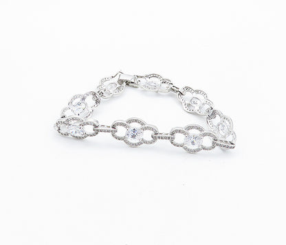 925 Sterling Silver  Sparkling Cubic Zirconia Floral Chain Bracelet  BT3508