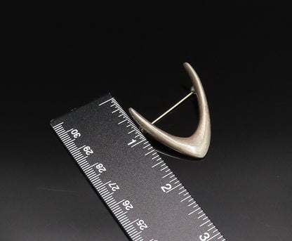 ARNE JOHANSEN DENMARK 925 Silver  Vintage Pointed Curved Brooch Pin  BP9789