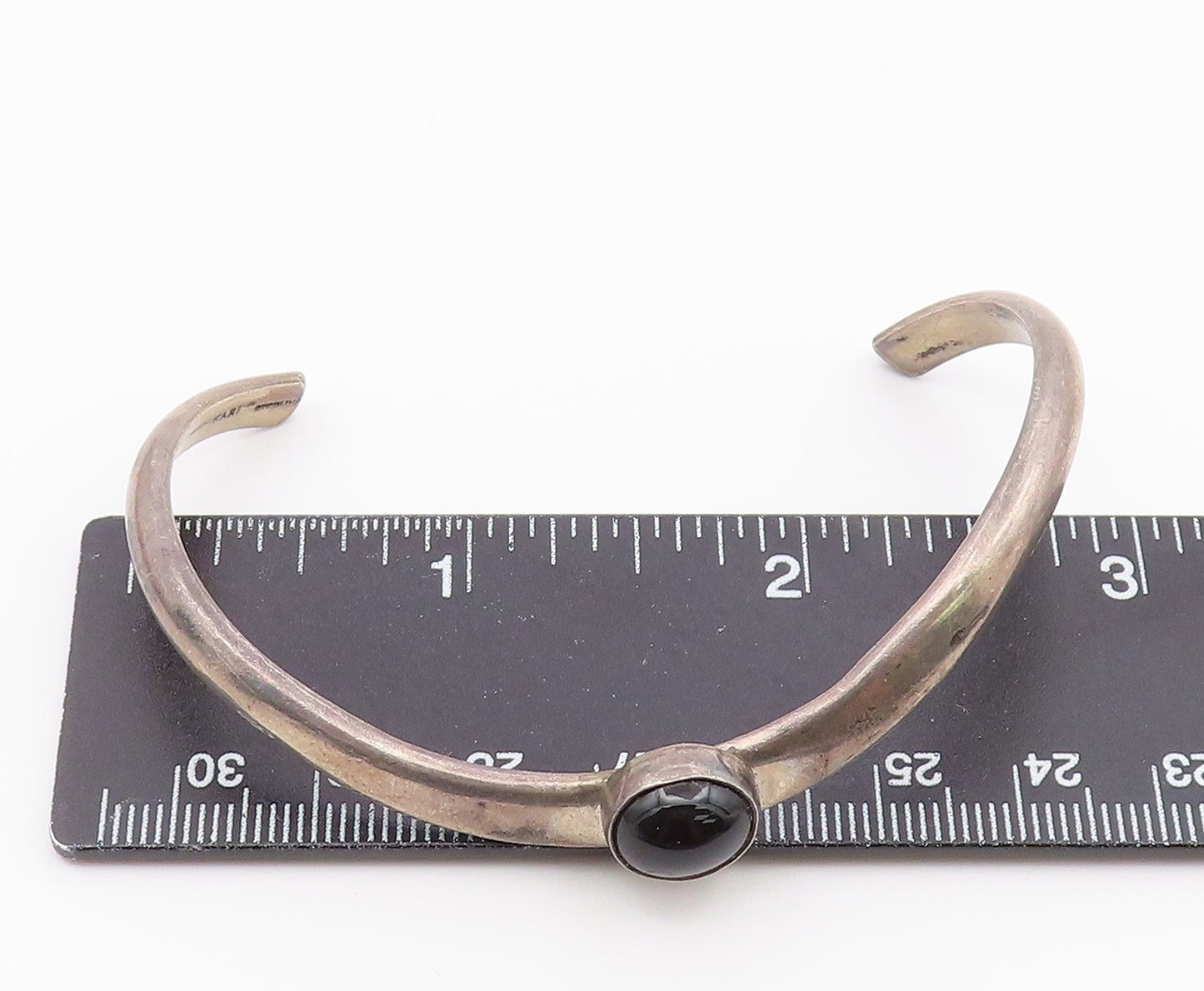 KARI ROYSTON 925 Silver  Vintage Black Onyx Curved Shiny Cuff Bracelet  BT9233