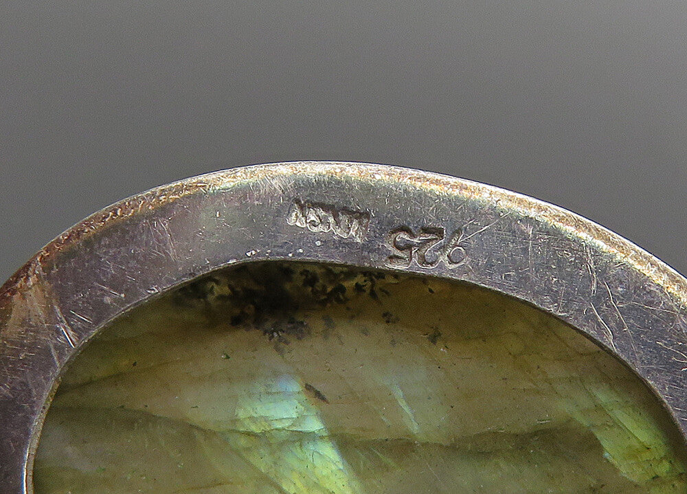 MNSN 925 Sterling Silver  Vintage Cabochon Cut Labradorite Pendant  PT16224