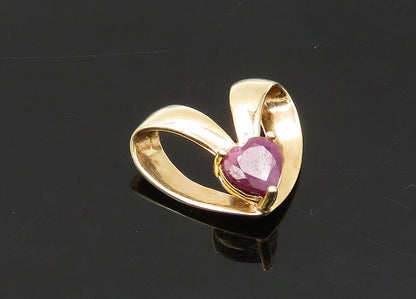 925 Sterling Silver  Vintage Prong Set Ruby Gold Plated Heart Pendant  PT17924