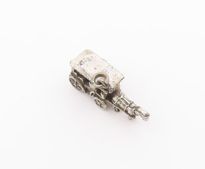925 Sterling Silver  Vintage Old Fashioned Horse & Carriage Pendant  PT17137