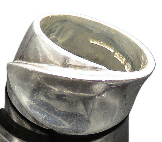925 Sterling Silver Vintage Shiny Wrap Around Design Band Ring Sz 8 RG20028