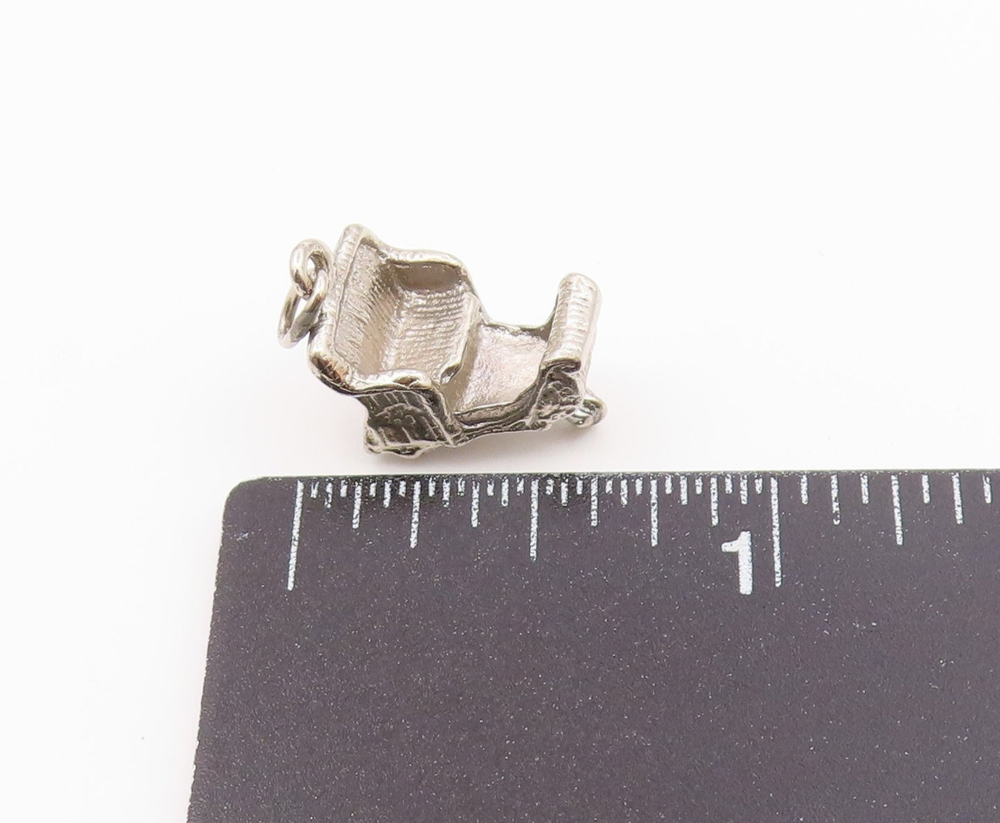 925 Sterling Silver  Vintage Shiny Winter Sleigh Petite Pendant  PT17895