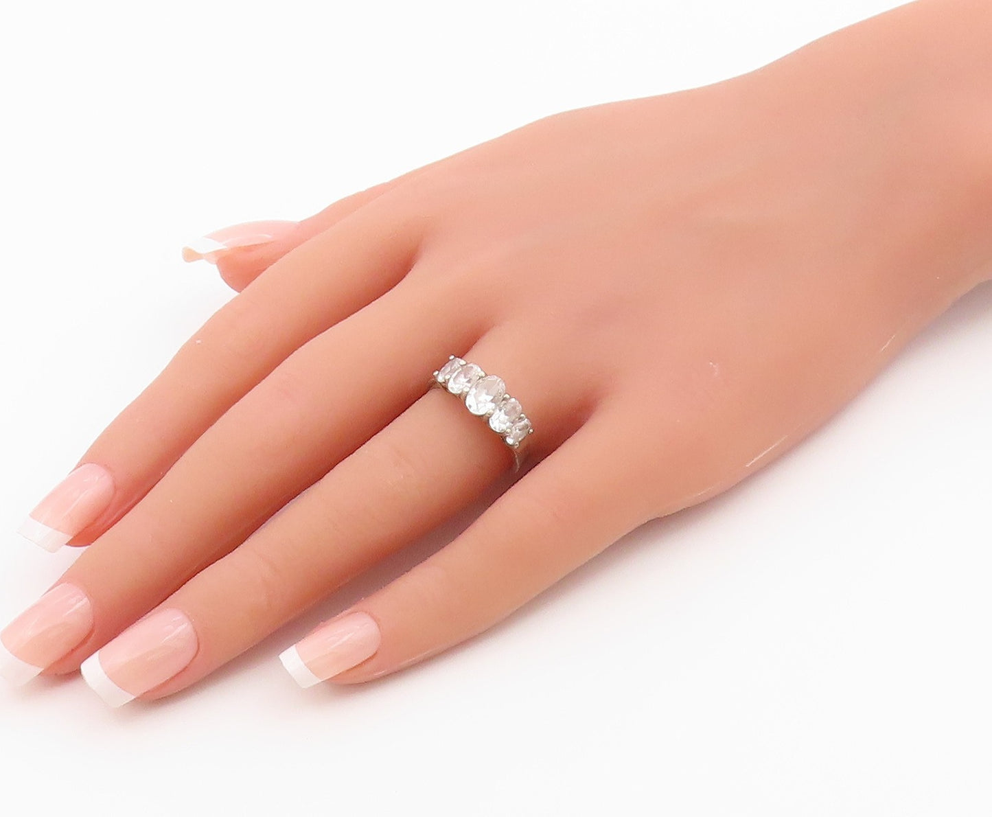 925 Sterling Silver Vintage Ring Elegant Oval Cut White Topaz Band Sz 7 RG36448