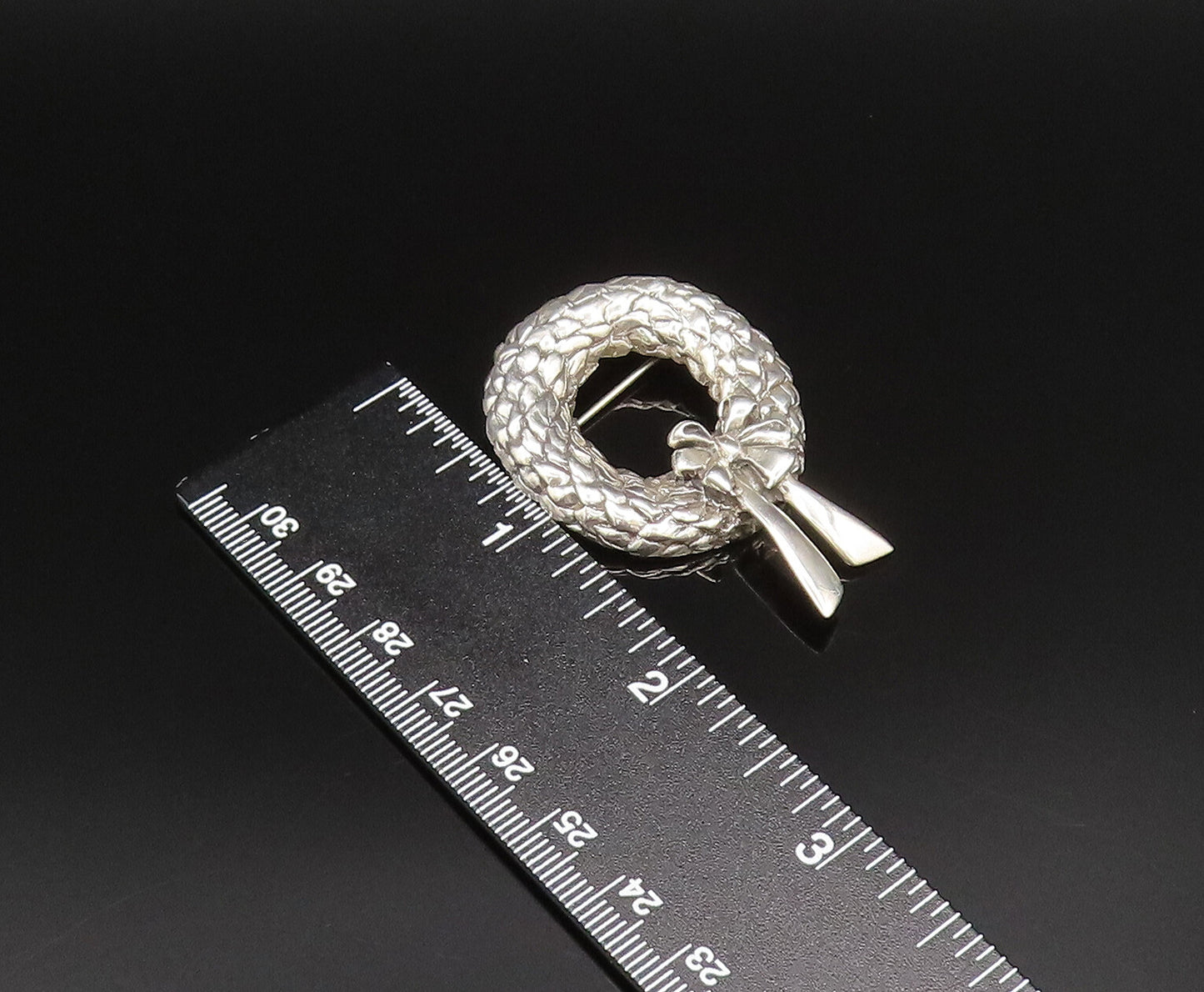 BREAKELL 925 Silver  Vintage Woven Wreath With Bow Tie Brooch Pin  BP9861