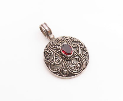 BALI 925 Sterling Silver Vintage Garnet Swirl Vine Pattern Pendant  PT15791