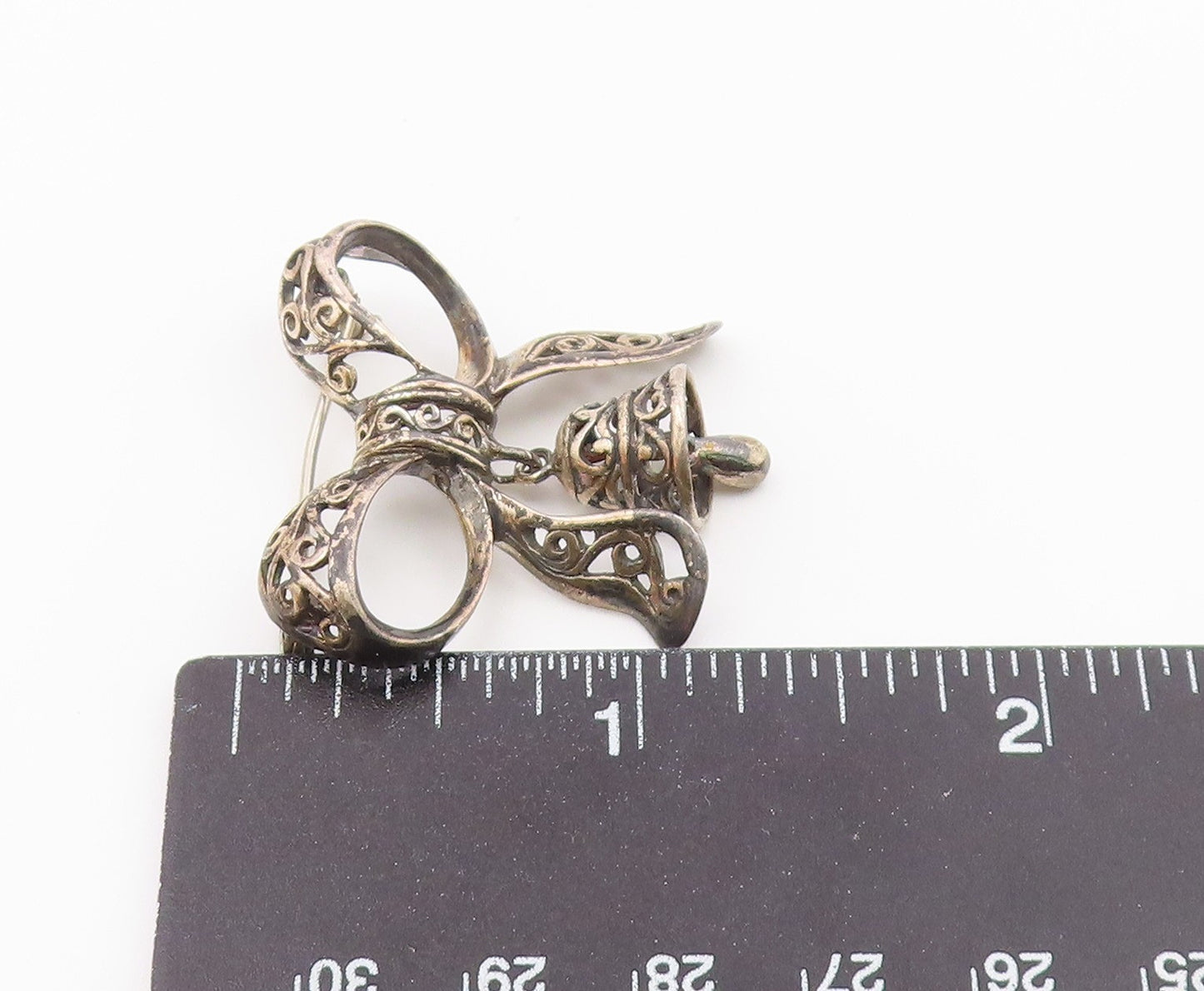 925 Sterling Silver  Vintage Bow Tied Ribbon Bell Brooch Pin (Jingles)  BP9211