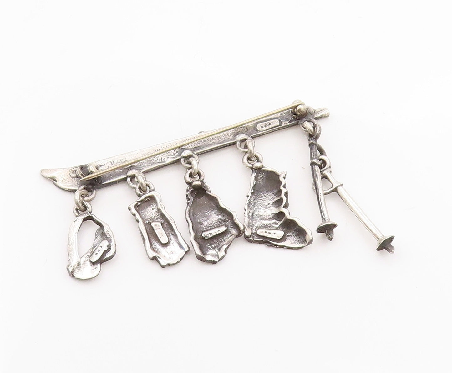 925 Sterling Silver Vintage Brooch Charming Hanging Winter Snow Skis  BP11787