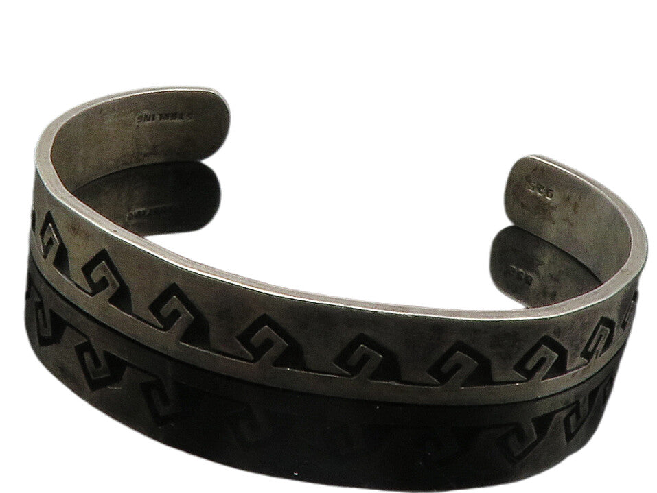 925 Sterling Silver  Vintage Oxidized Pattern Smooth Cuff Bracelet  BT5599