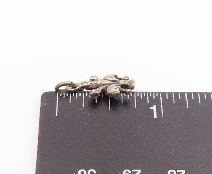 925 Sterling Silver Vintage Petite Etched Detail Drop Pendant  PT17747