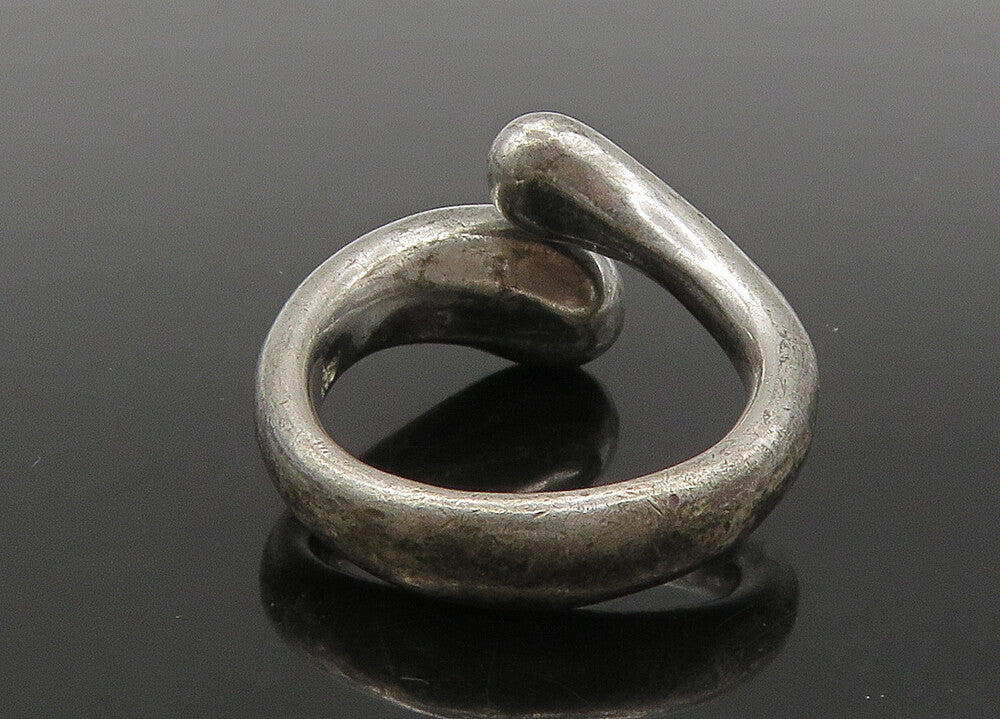925 Sterling Silver  Vintage Smooth Dark Tone Bypass Band Ring Sz 6  RG21838