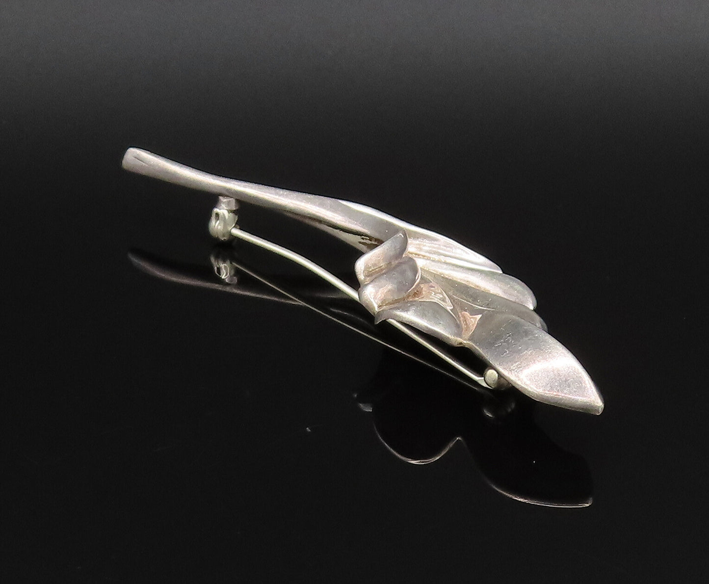 CHARLES KRYPELL 925 Silver  Vintage Fashion Scalloped Leaf Brooch Pin  BP9869