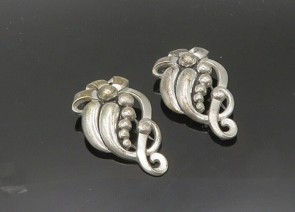TAYLORD 925 Sterling Silver  Vintage Smooth Ribbon Swirl Fur Clips  TR2847