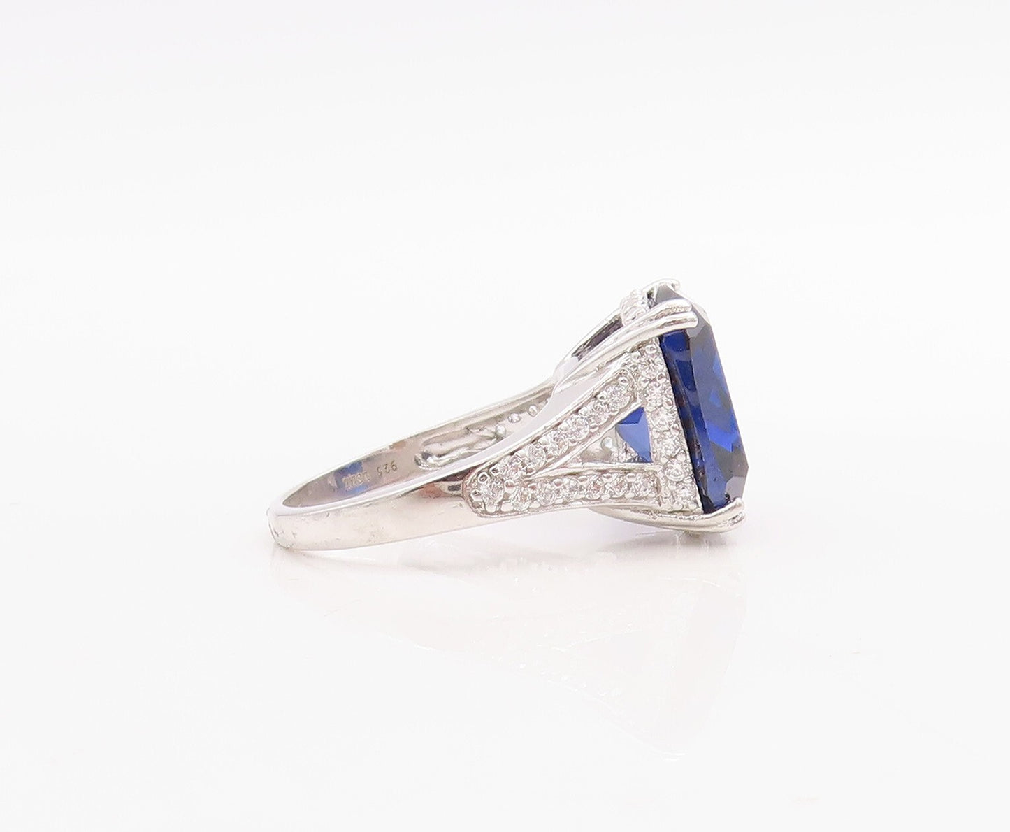 925 Sterling Silver Vintage Ring Rectangle Cutout Sapphire & CZ  Sz 7  RG30993